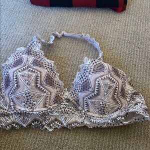 Victoria's Secret Geometric Lace Bralette